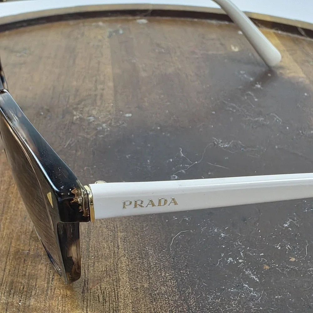 Prada SPR 22Z Sunglasses Womens 53-17 Brown Tortoise Butterfly Gradient Italy